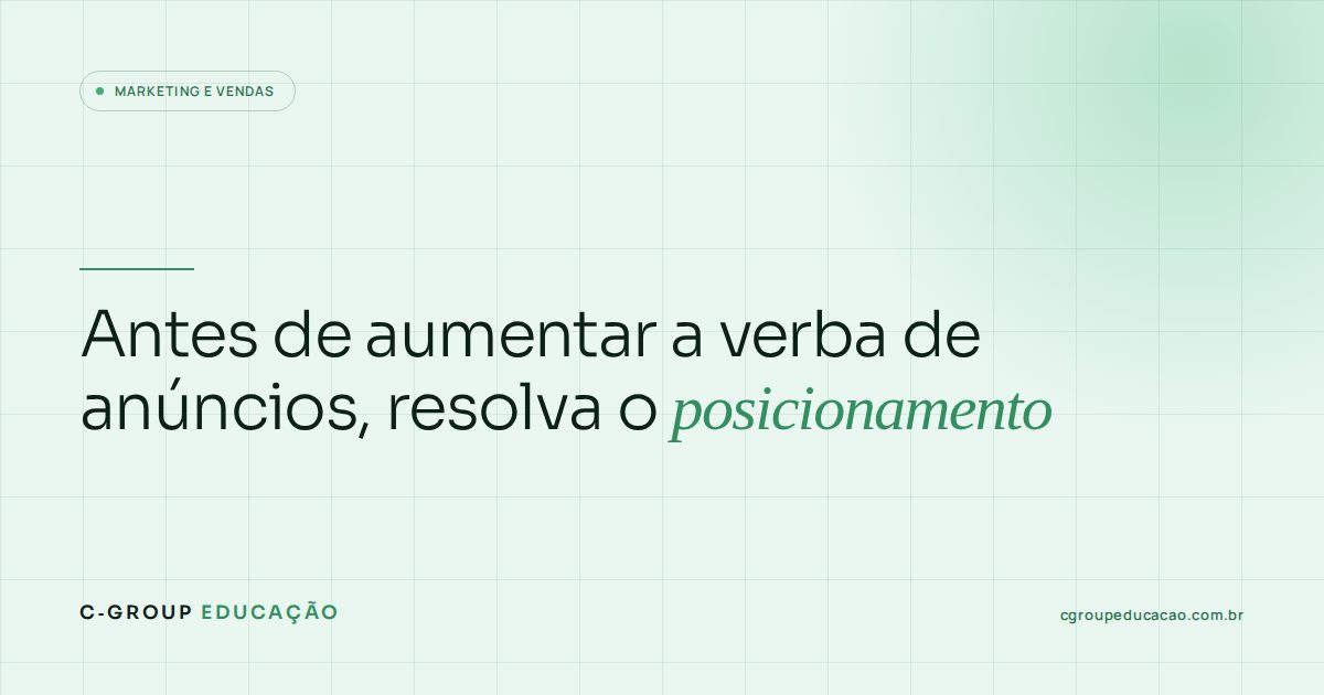 Arte editorial clara com o título do artigo sobre posicionamento